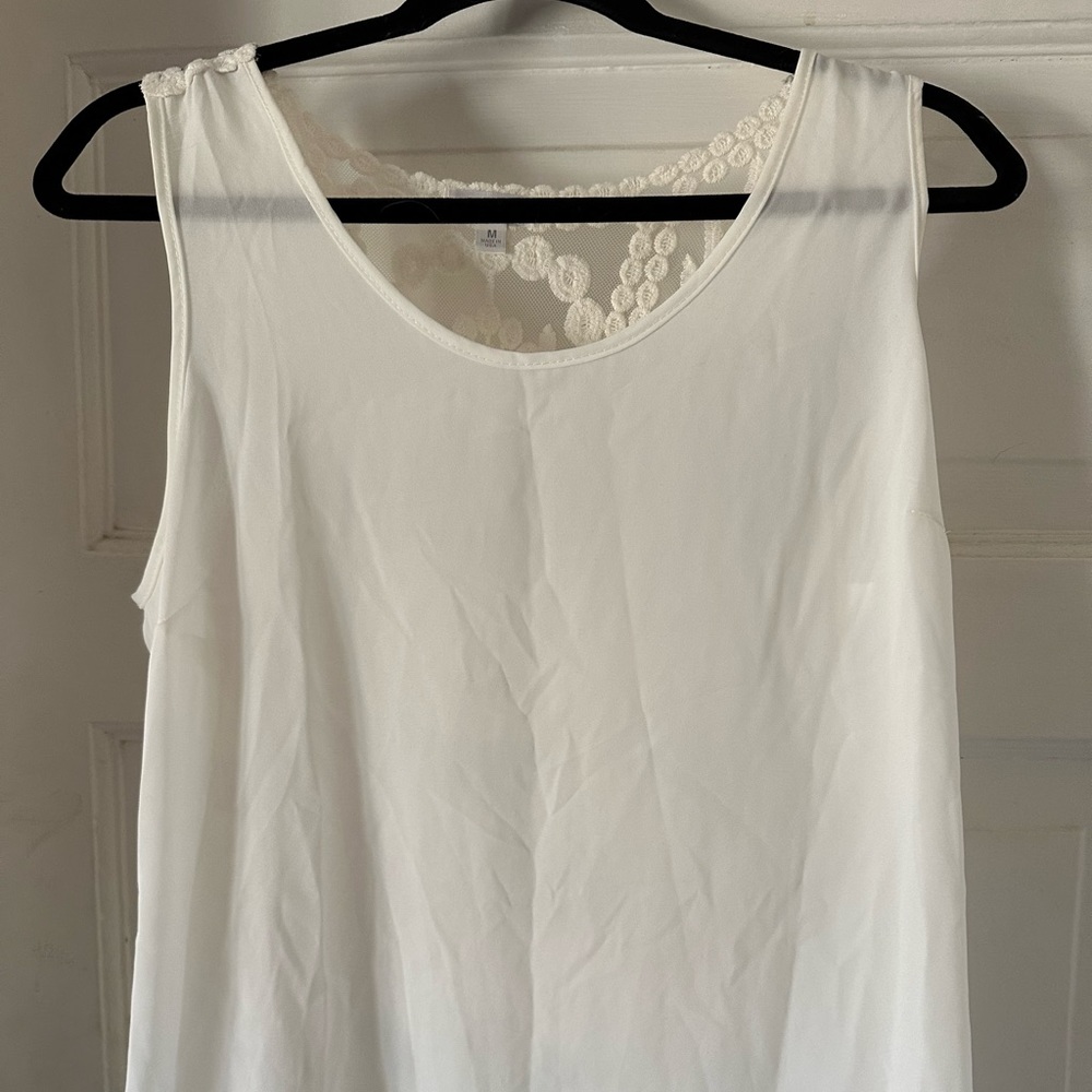 White lace back detail tank